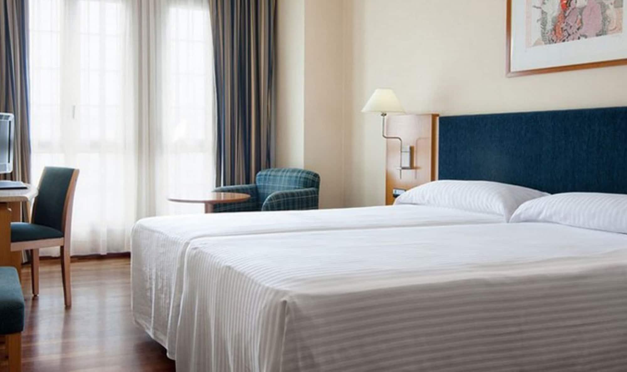 Urh Ciutat De Mataro Hotel Luaran gambar