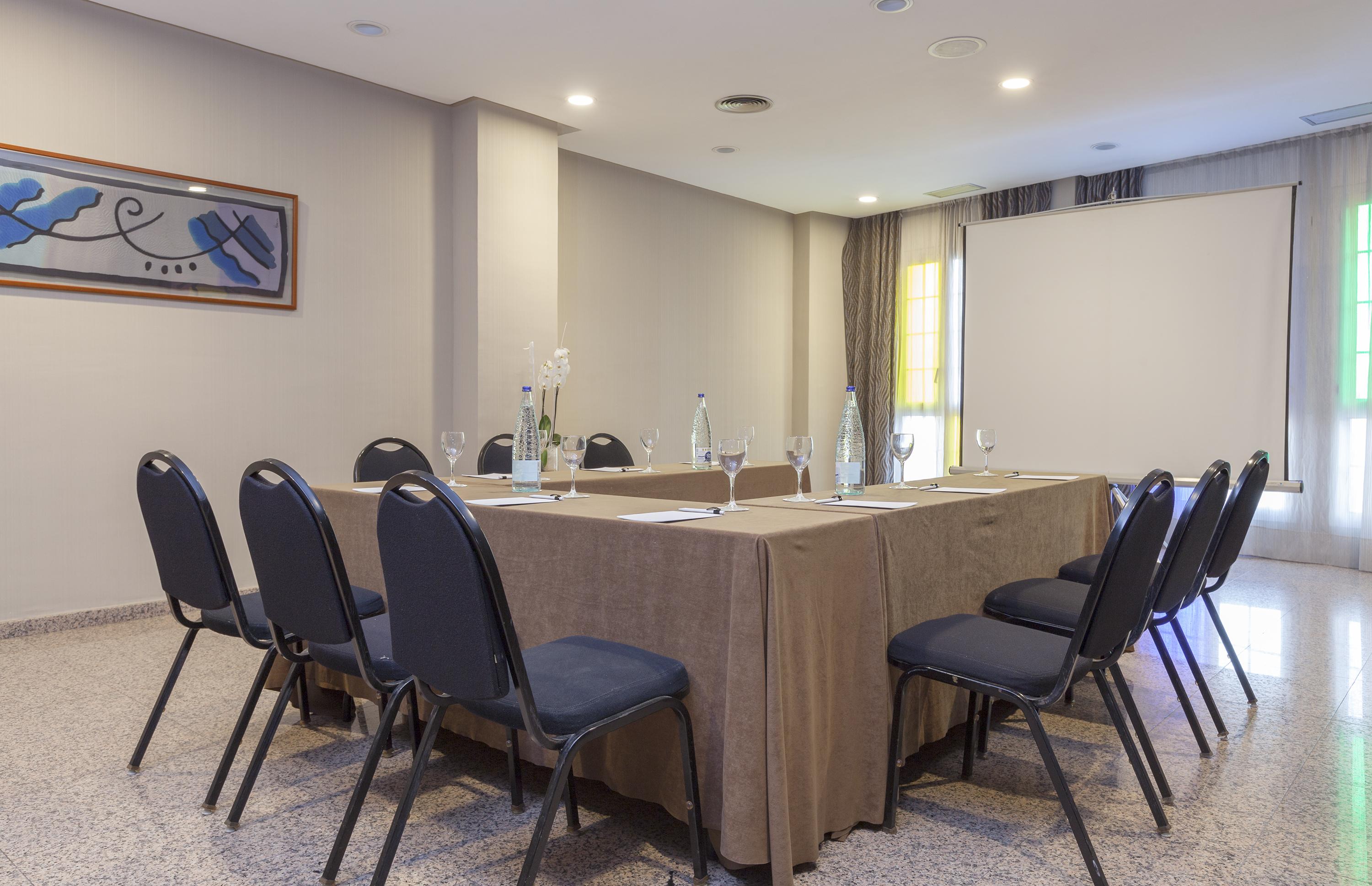 Urh Ciutat De Mataro Hotel Luaran gambar