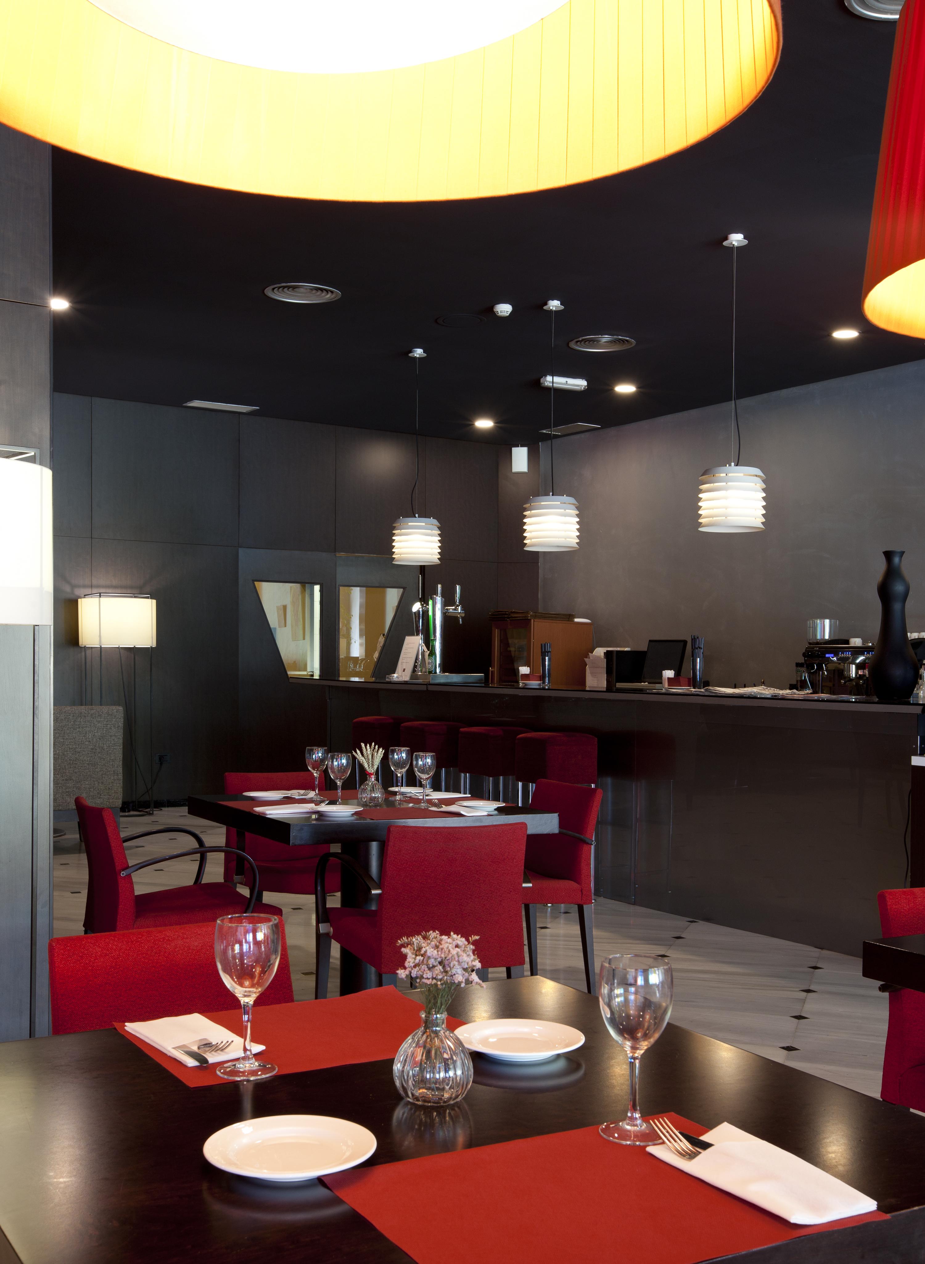 Urh Ciutat De Mataro Hotel Luaran gambar